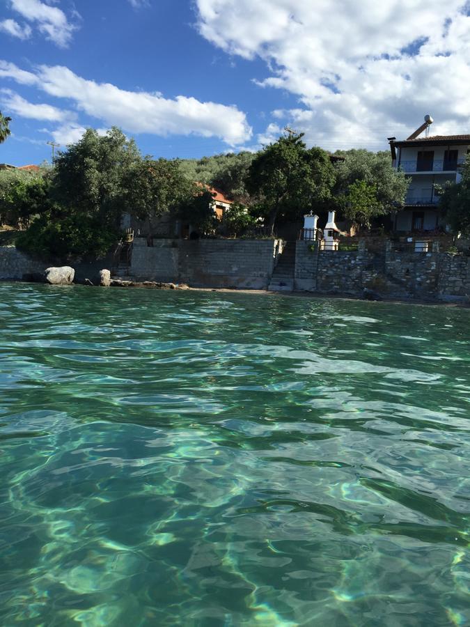 Villas Nies Seaside Appartments Sourpi Bagian luar foto