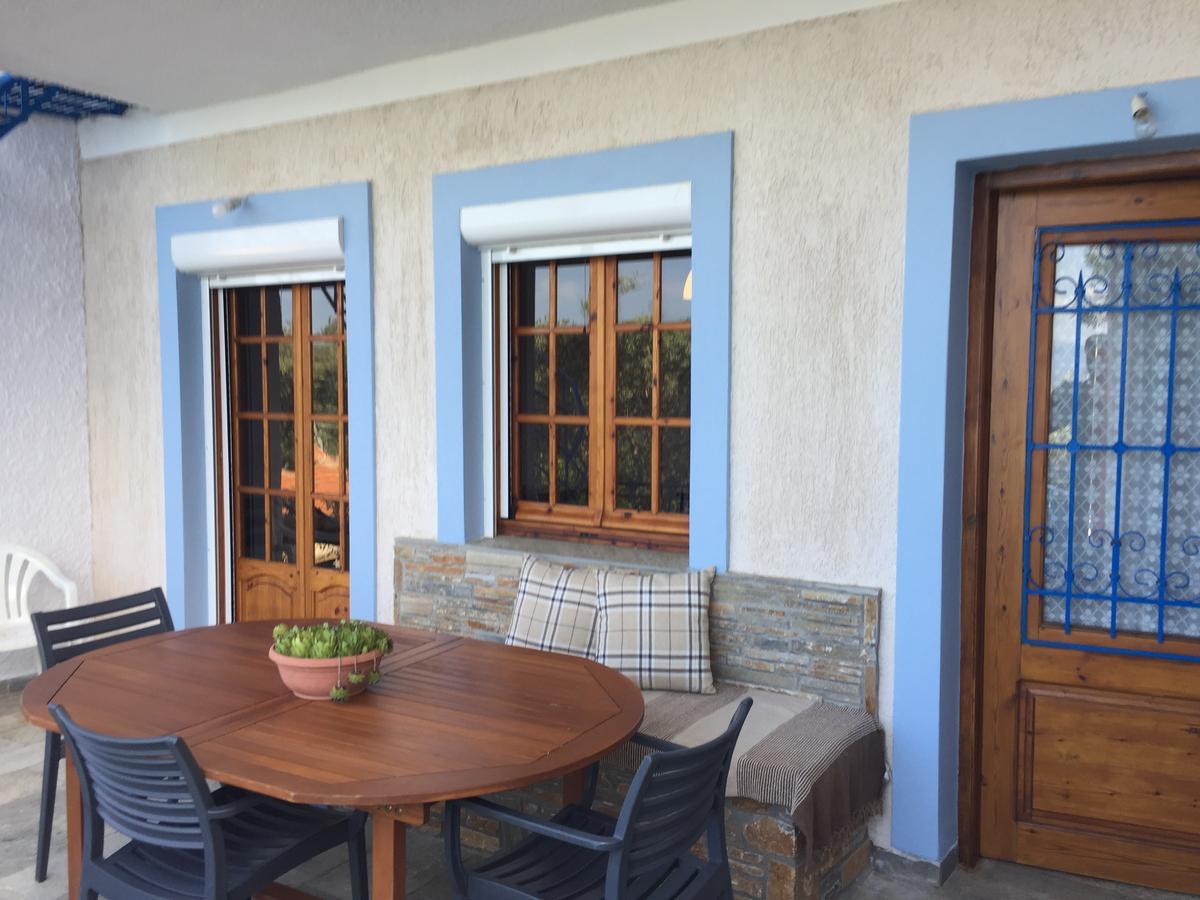 Villas Nies Seaside Appartments Sourpi Bagian luar foto